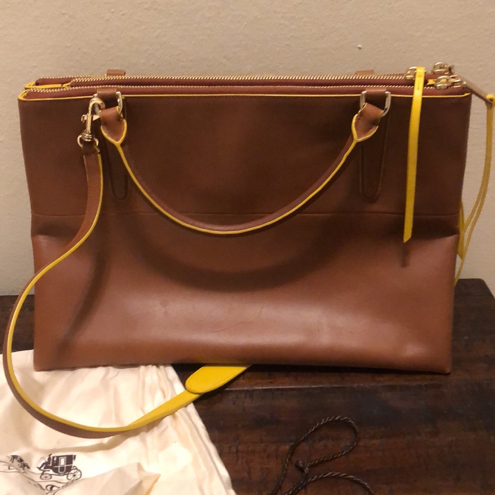 Authentic Tan leather Coach Borough bag crossbody/shoulder bag - Picture 7 of 13